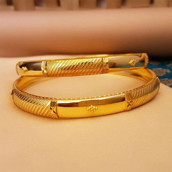 golden-bangles-2.webp