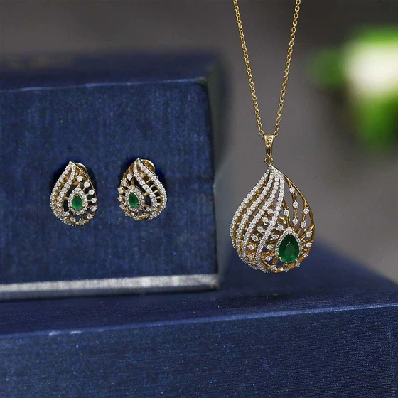 fancy-pendant-2.webp