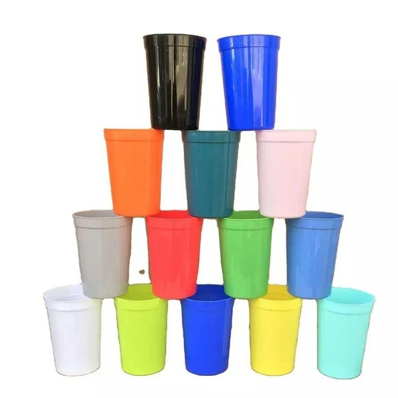coloured-plastic-glass-2.webp