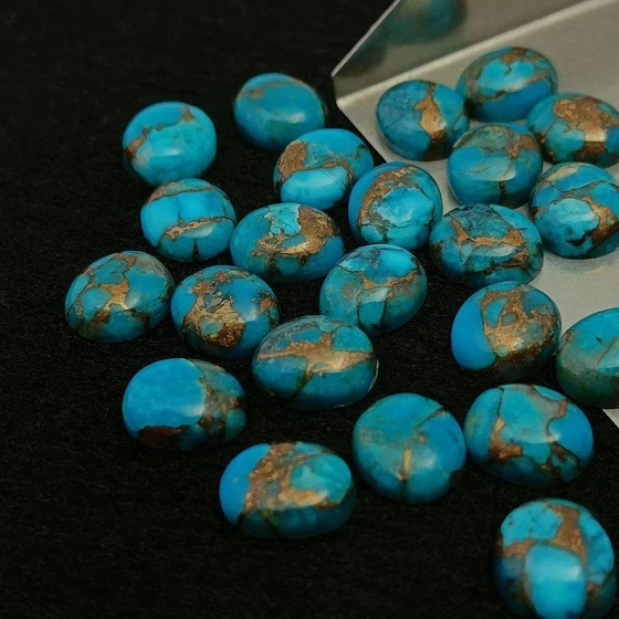 turquoise-gemstone-cabochon-2.webp