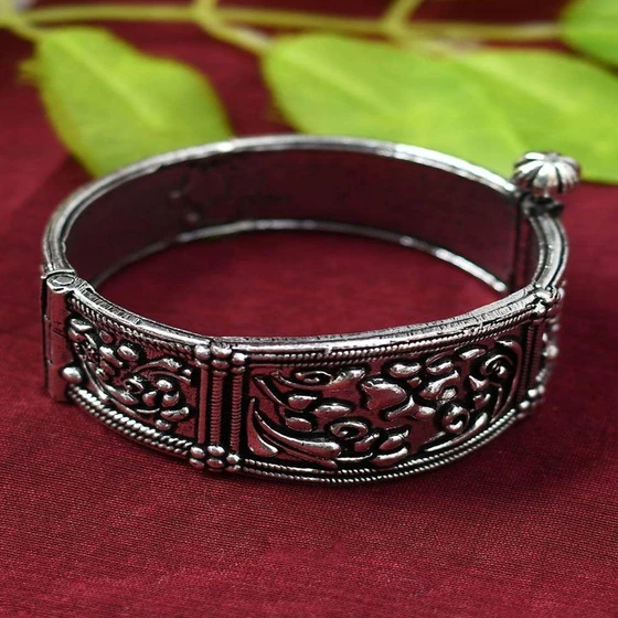 german-silver-bracelet-2.webp