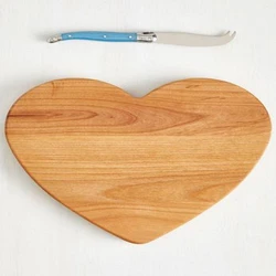 Chopping Heart Shaped Boards