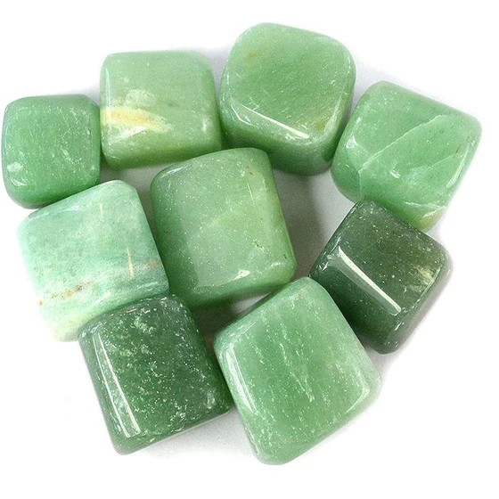 aventurine-green-tumbble-2.webp