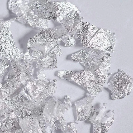 edible-silver-flakes-2.webp