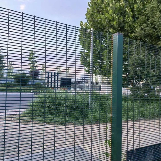 weld-mesh-fencing-2.webp