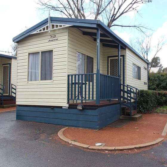 accommodation-cabin-2.webp