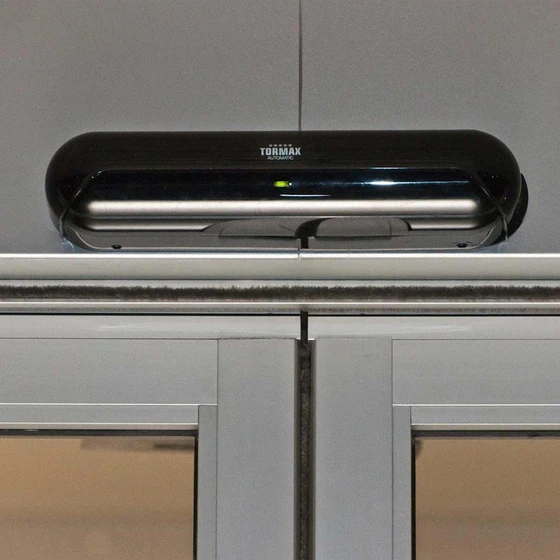 automatic-sensor-door-1.webp