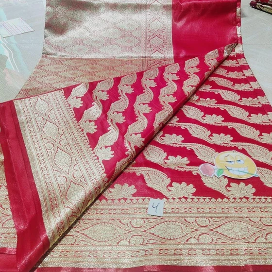 banarasi-silk-sarees.webp
