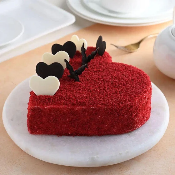 heart-shape-cake-1.webp