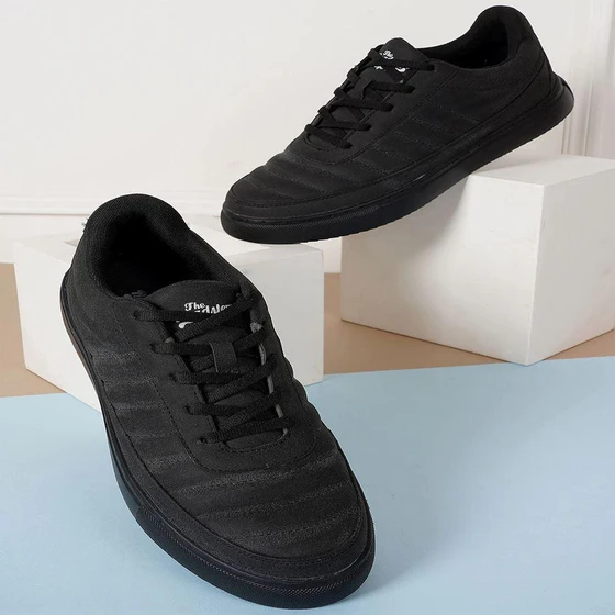 custom-black-footwear-2.webp