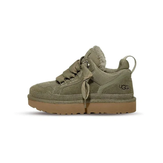women-ugg-shoes-2.webp