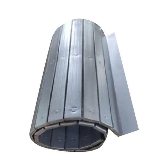 interlock-apron-cover-2.webp