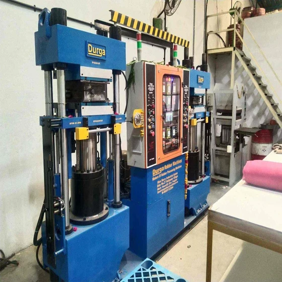 hydraulic-industrial-moulding-press-2.webp