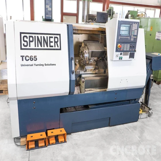 used-universal-machining-center-2.webp