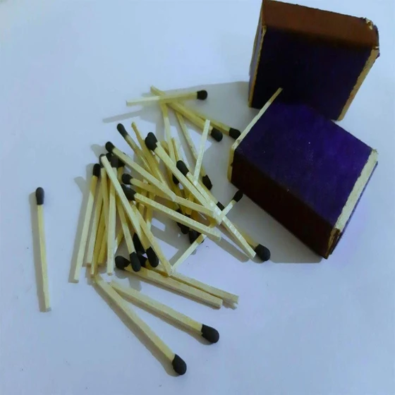 safety-match-box-2.webp