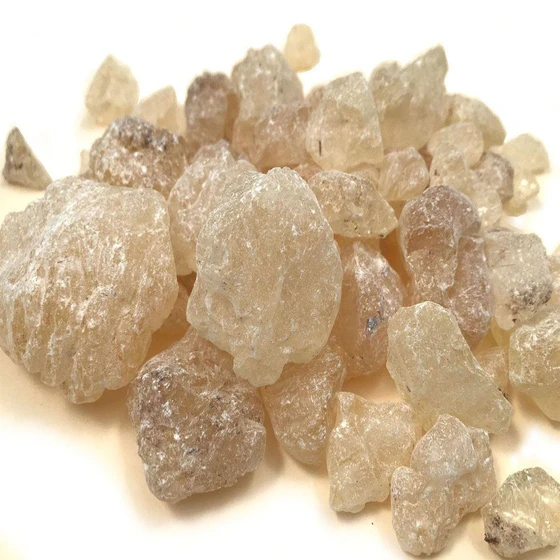 crystal-dammar-gum-2.webp