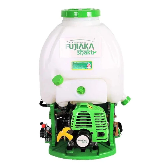 durable-agricultural-power-sprayers-2.webp