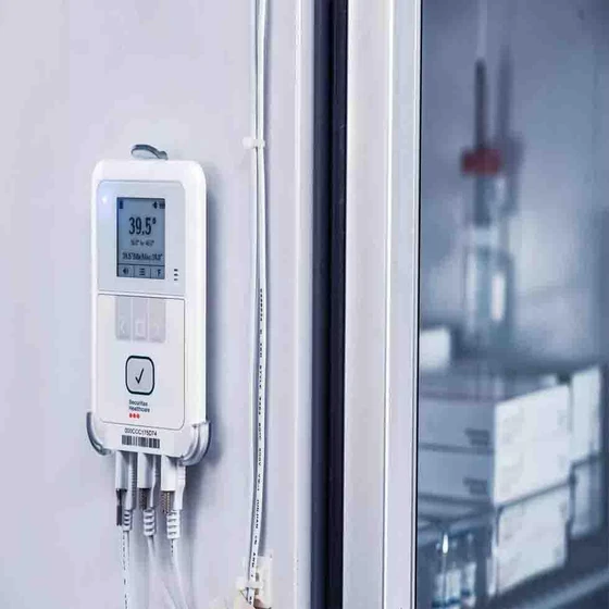 digital-data-logger-1.webp