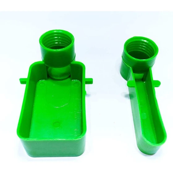 plastic-cage-drinker-2.webp