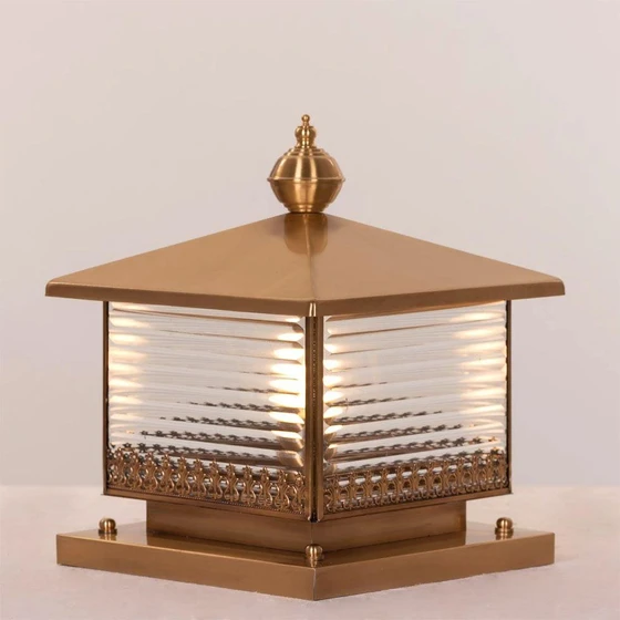 modern-gate-light-2.webp