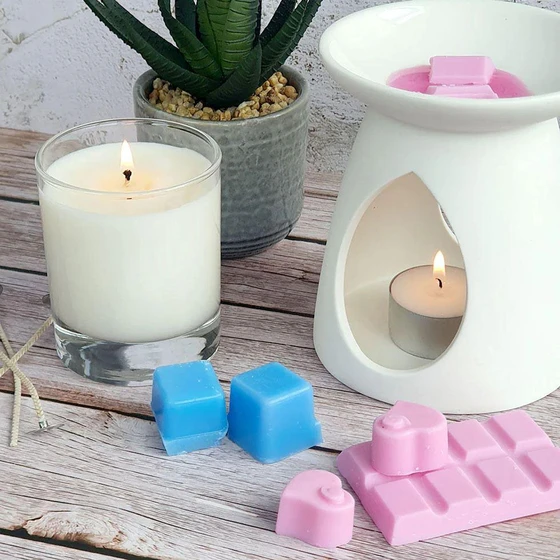 candle-wax-cube-2.webp