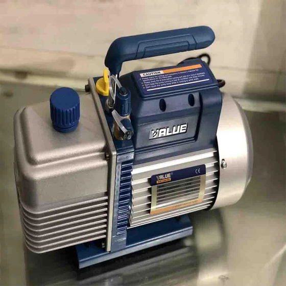 vacuum-pump-1.webp