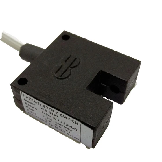 plastic-fork-slot-sensor-2.webp