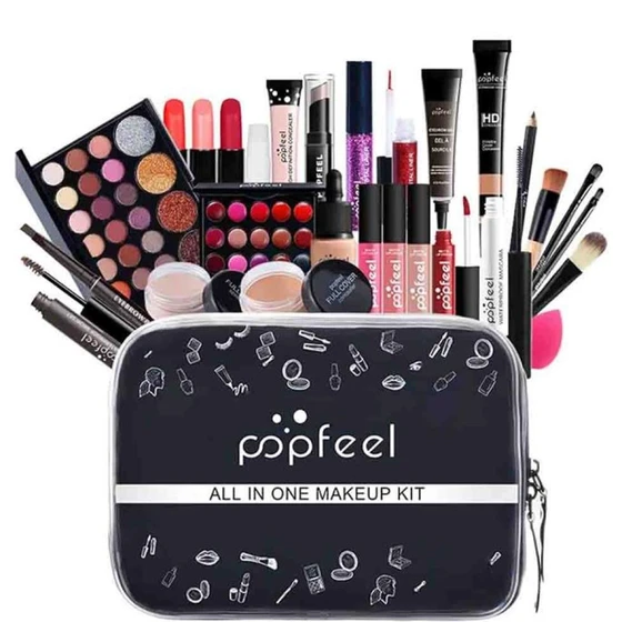 cosmetic-gift-sets-2.webp
