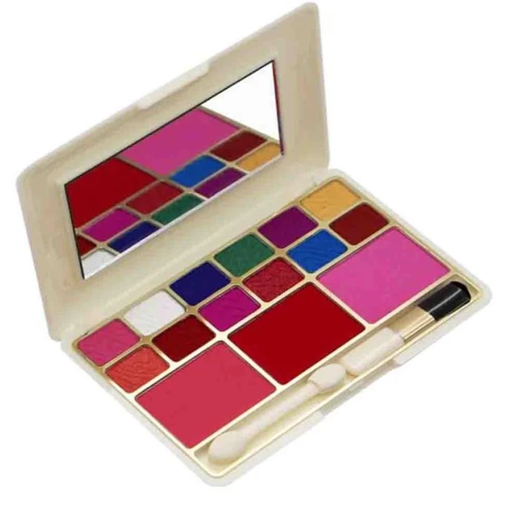 makeup-kid-pallete-2.webp
