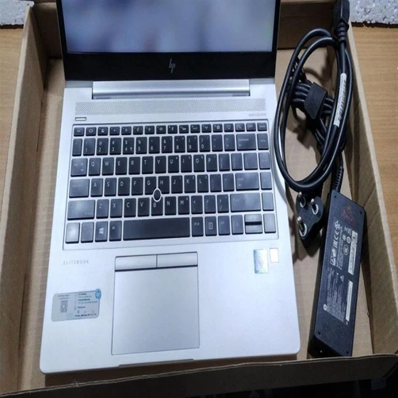 electric-refurbished-laptop-2.webp