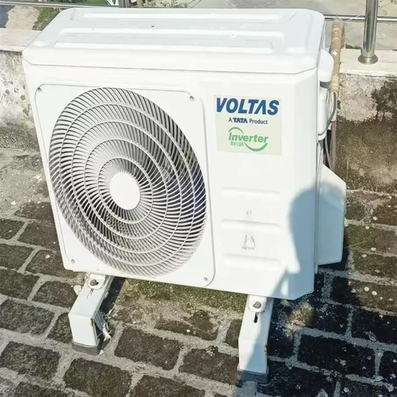 voltas-ac-repair-service-2.webp