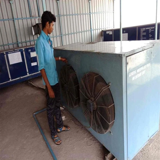 commercial-ac-repairing-services-2.webp