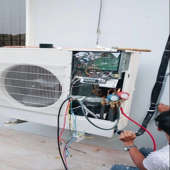 window-ac-repair-services-2.webp
