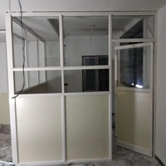 hospital-aluminium-partition-door-2.webp