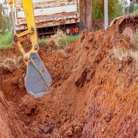 earthmoving-soil-bucket-2.webp