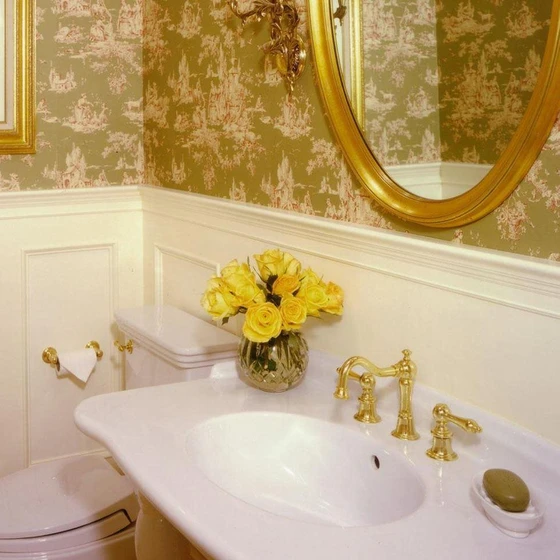 brass-bathroom-faucets-2.webp