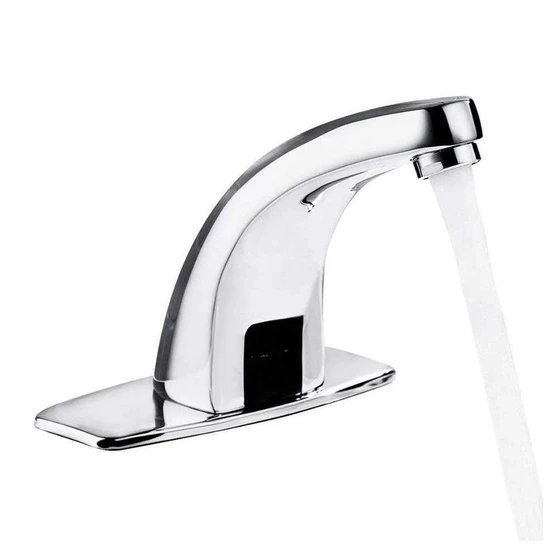 silver-modern-sensor-tap-2.webp