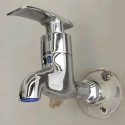 Silver Ss Bathroom Tap