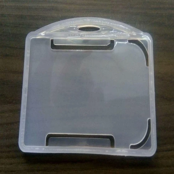 plain-id-card-holder-2.webp