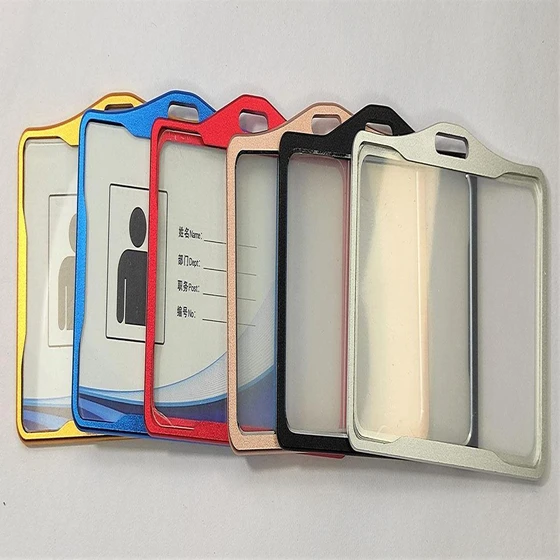 metal-aluminum-id-card-holders-2.webp