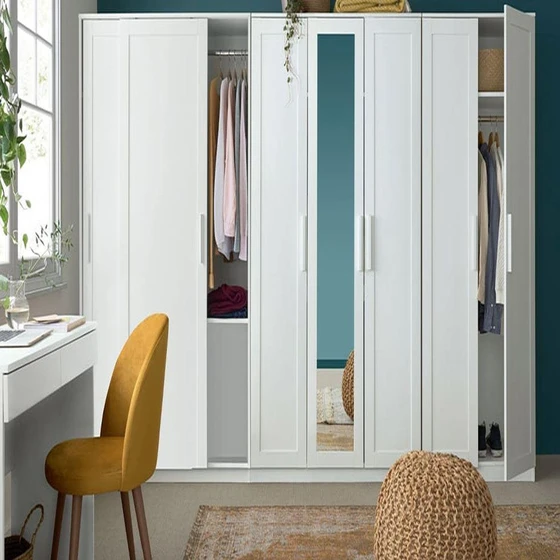 white-bedroom-wardrobe-2.webp