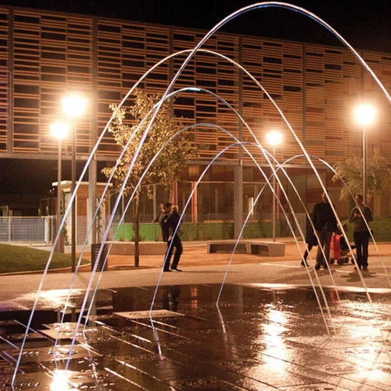jumping-jet-water-fountain-2.webp