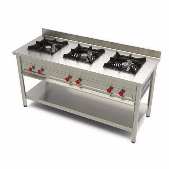 three-burner-commercial-gas-stove-2.webp