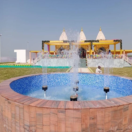 multicolor-water-fountain-2.webp