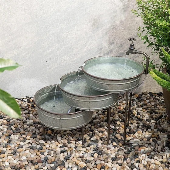 metal-out-door-fountains-2.webp