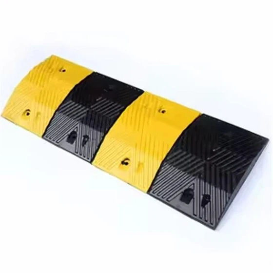 robustt-plastic-speed-bump-2.webp