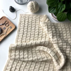 Chunky baby blanket knit warm, cozy and breathable