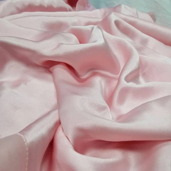 silky-blanket-baby-21.webp