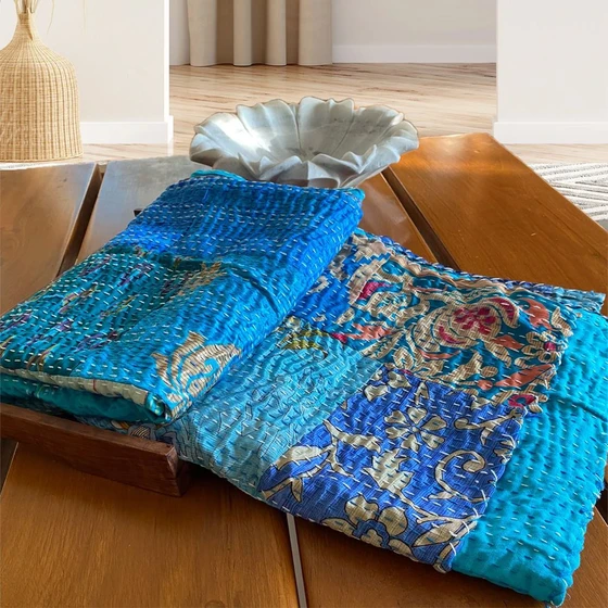 blue-kantha-blanket-21.webp