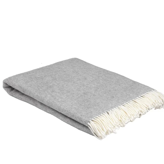 merino-wool-blanket-2.webp